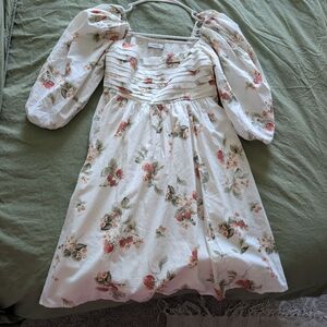 Floral White Dress Abercrombie & Fitch